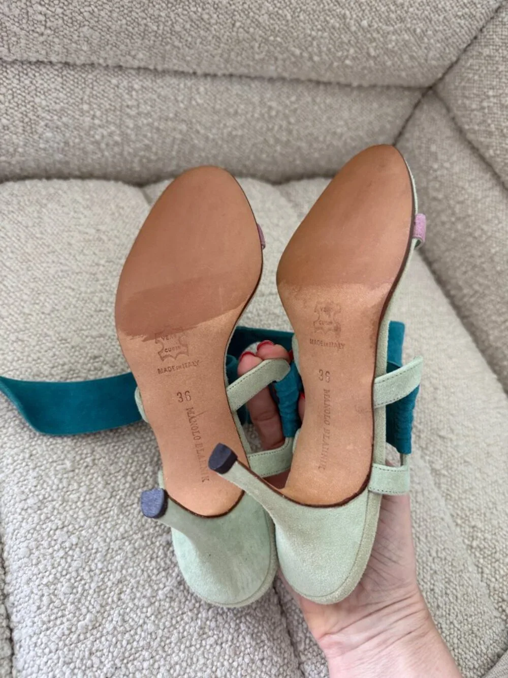 Extremely Rare Manolo Blahnik Sandals - Picture 6 of 7